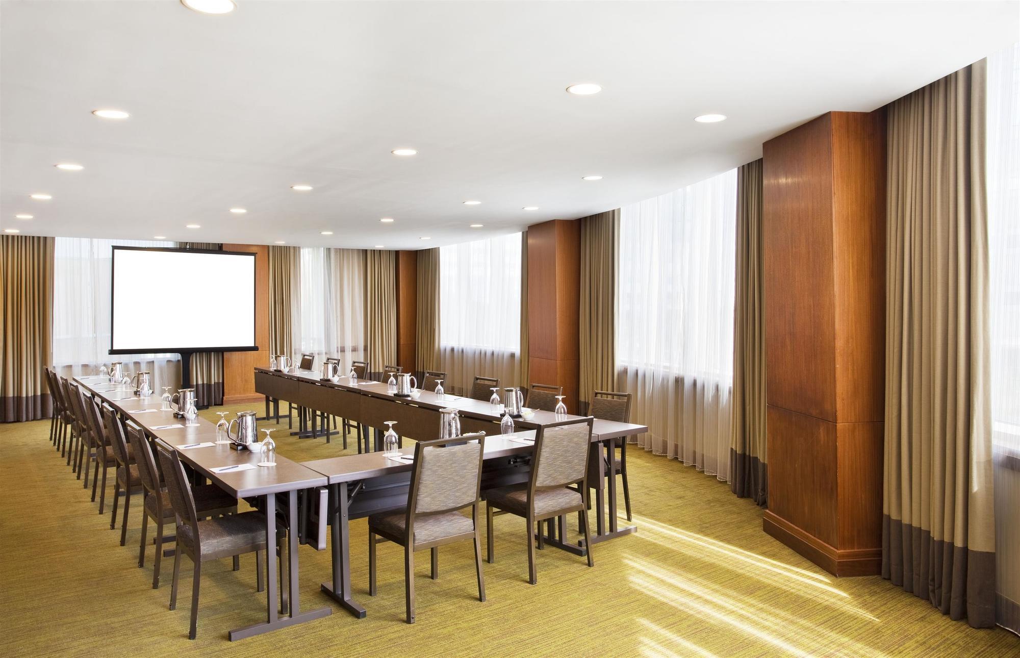 เดอะ เวสติน เจอร์ซี ซิตี้ นิวพอร์ต Hotel เจอร์ซีย์ซิตี้ ภายนอก รูปภาพ