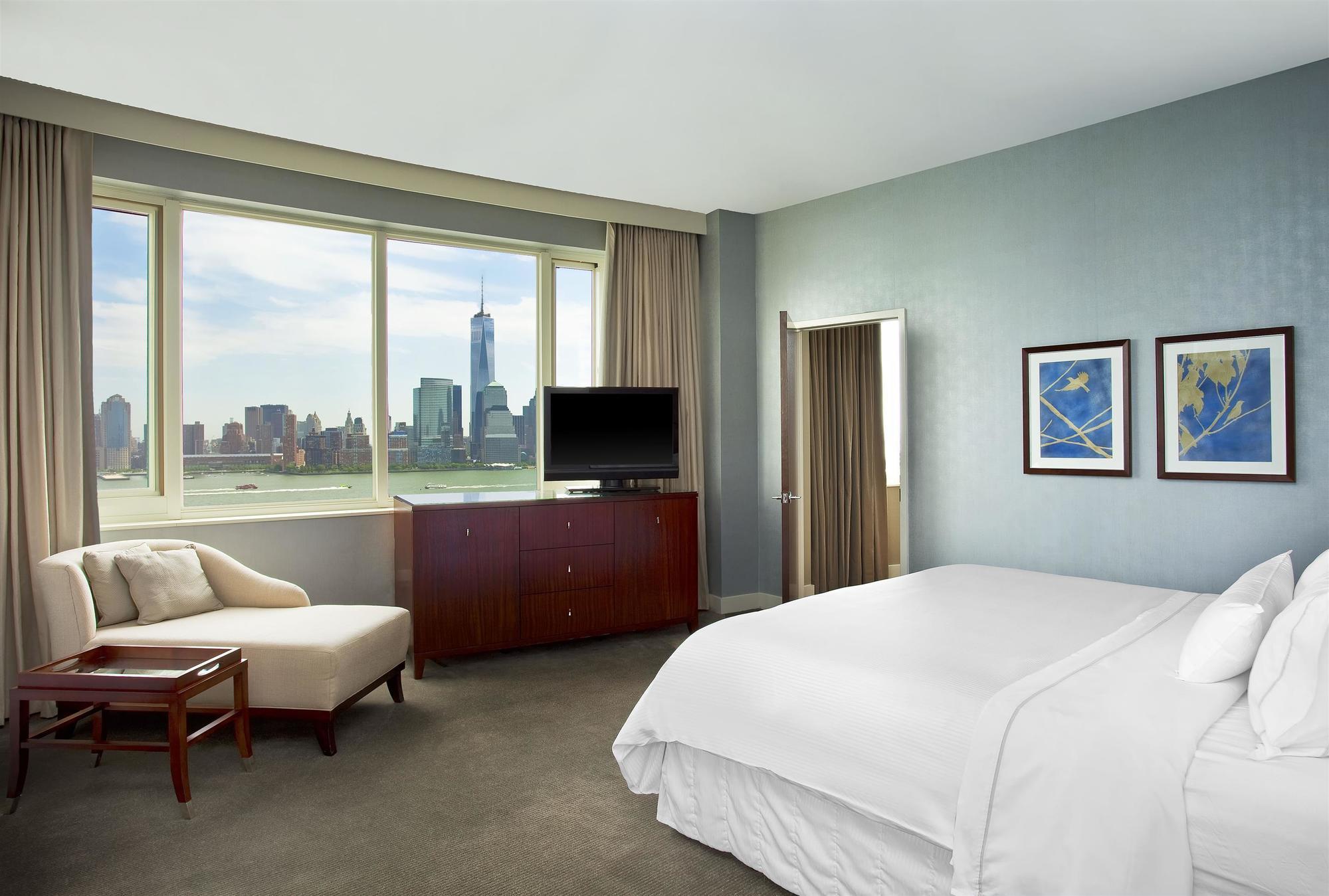 เดอะ เวสติน เจอร์ซี ซิตี้ นิวพอร์ต Hotel เจอร์ซีย์ซิตี้ ภายนอก รูปภาพ