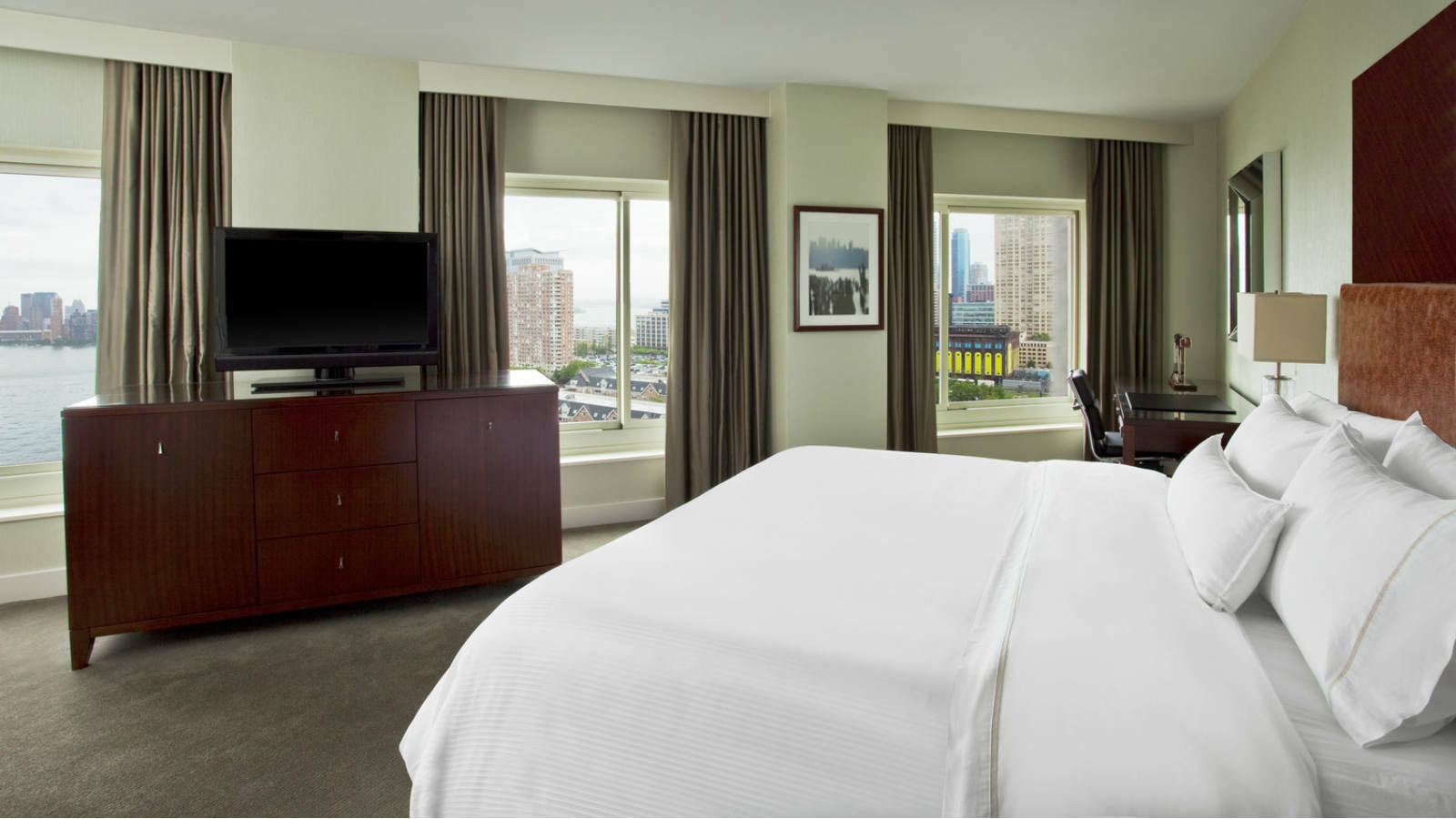 เดอะ เวสติน เจอร์ซี ซิตี้ นิวพอร์ต Hotel เจอร์ซีย์ซิตี้ ภายนอก รูปภาพ